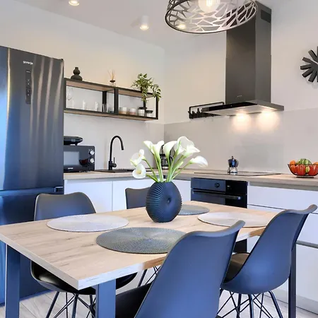 Acqua E Sale By Interhome Рабац