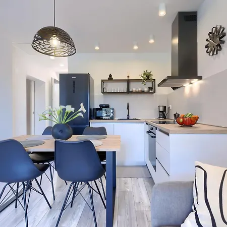 Acqua E Sale By Interhome Рабац