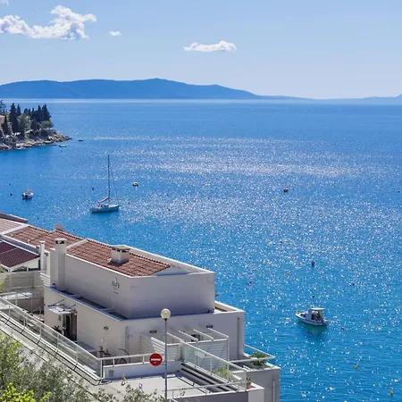 Apartment Acqua E Sale By Interhome *