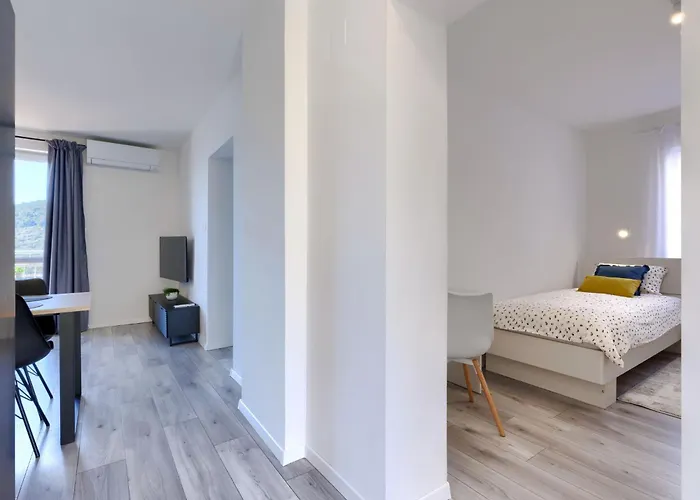 Acqua E Sale By Interhome *